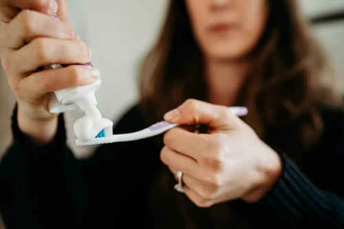 Electric Toothbrush vs Manual: Which Is Better for You?