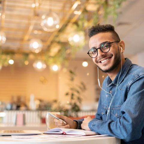 Guy with earphones Guy with earphones