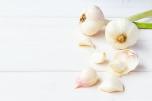 Fresh Garlic Bulbs and Cloves